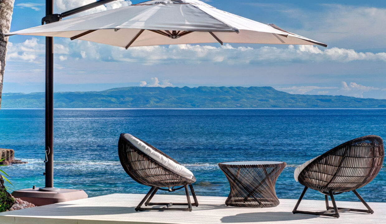 Lounge-By-The-Beach-Villa-Gita-Segara-Bali-1740x960-c-center
