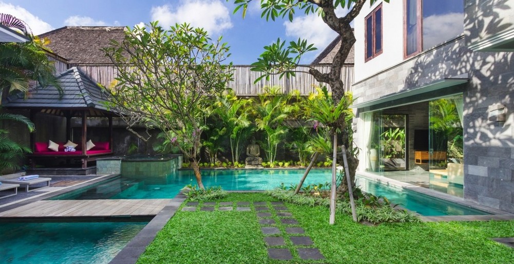 Villa Sundari | Four Bedrooms Villa in Seminyak | Villa Bali Holidays